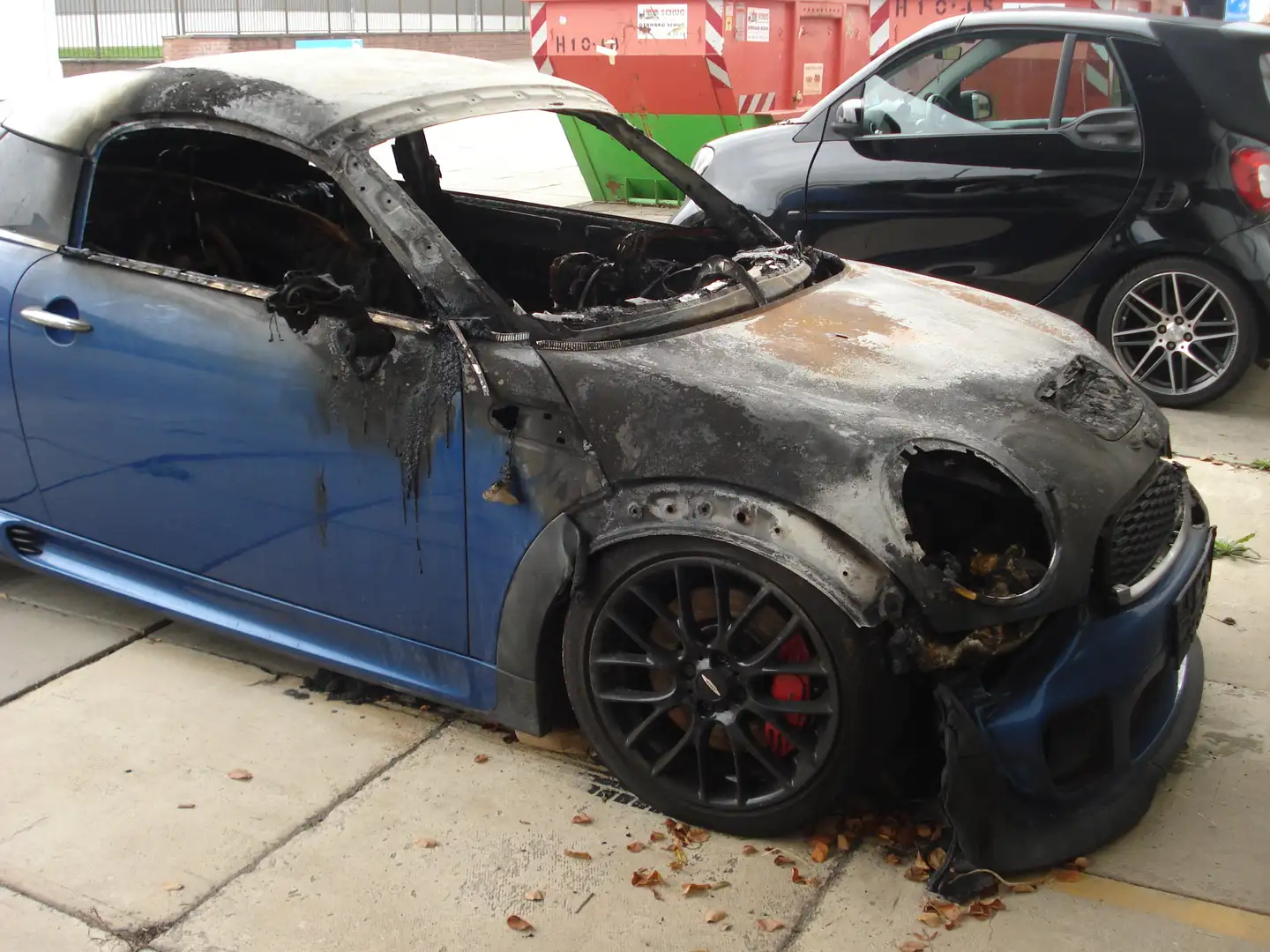 MINI John Cooper Works Coupe John Cooper Works Blau - 2