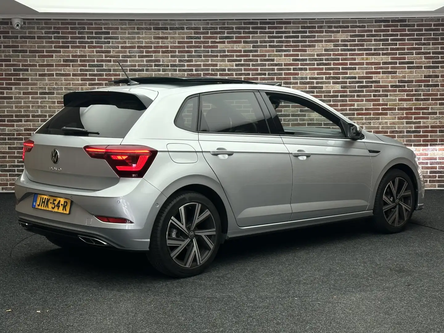 Volkswagen Polo 1.0 TSI R-Line IQ Panorama Camera Line Virtual Bea Gris - 2