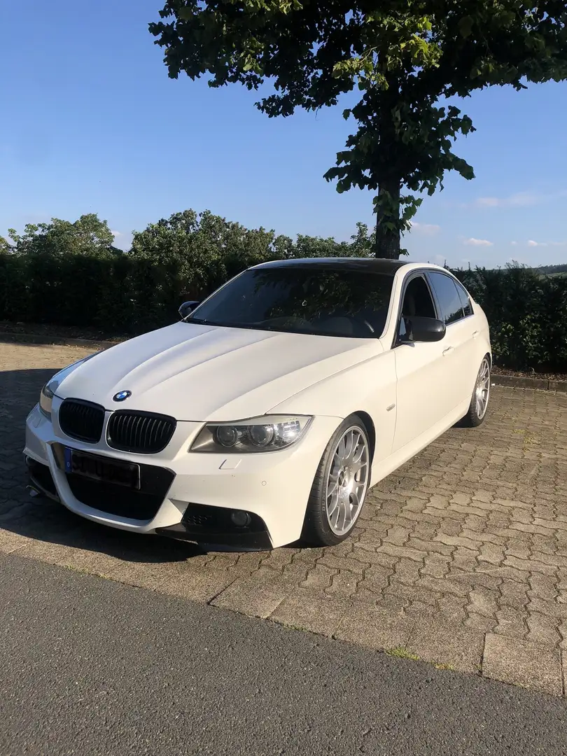 BMW 335 i 3.Hand/ TÜV Neu/ M-Performance AGA - 1