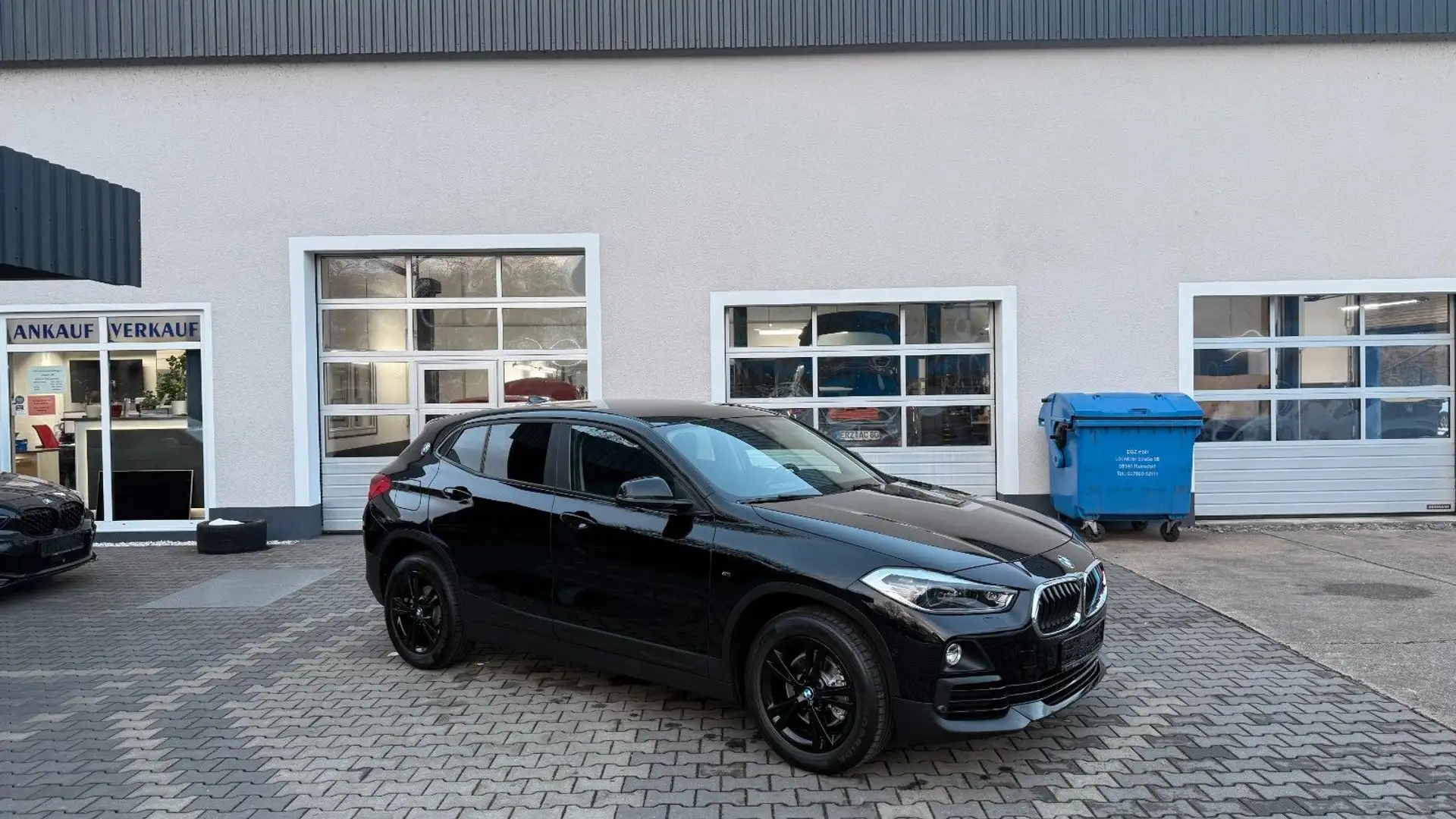 BMW X2 18i Navi LED Autom Hifi Noir - 1