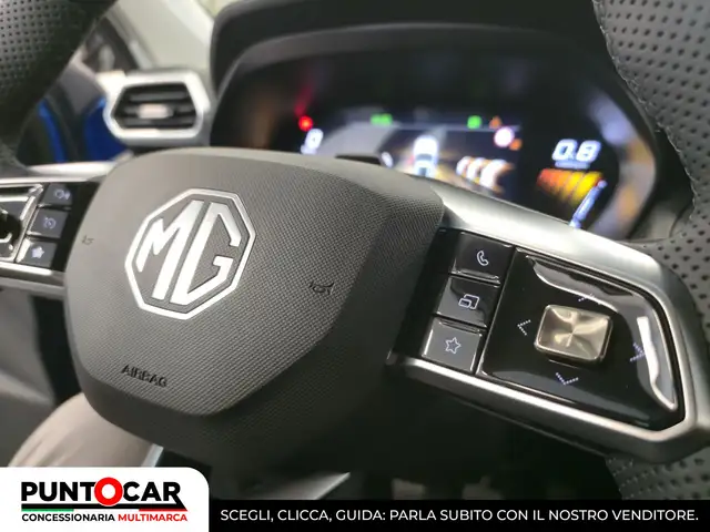 MG ZS view 7