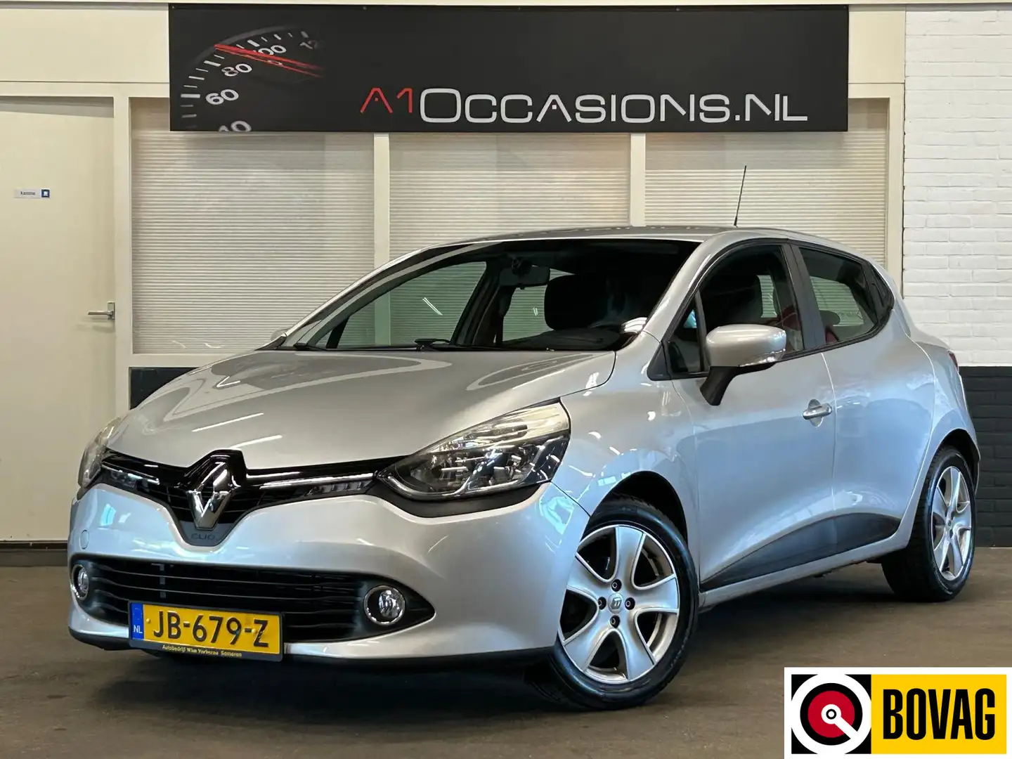 Renault Clio 0.9 TCe Dynamique Grau - 1