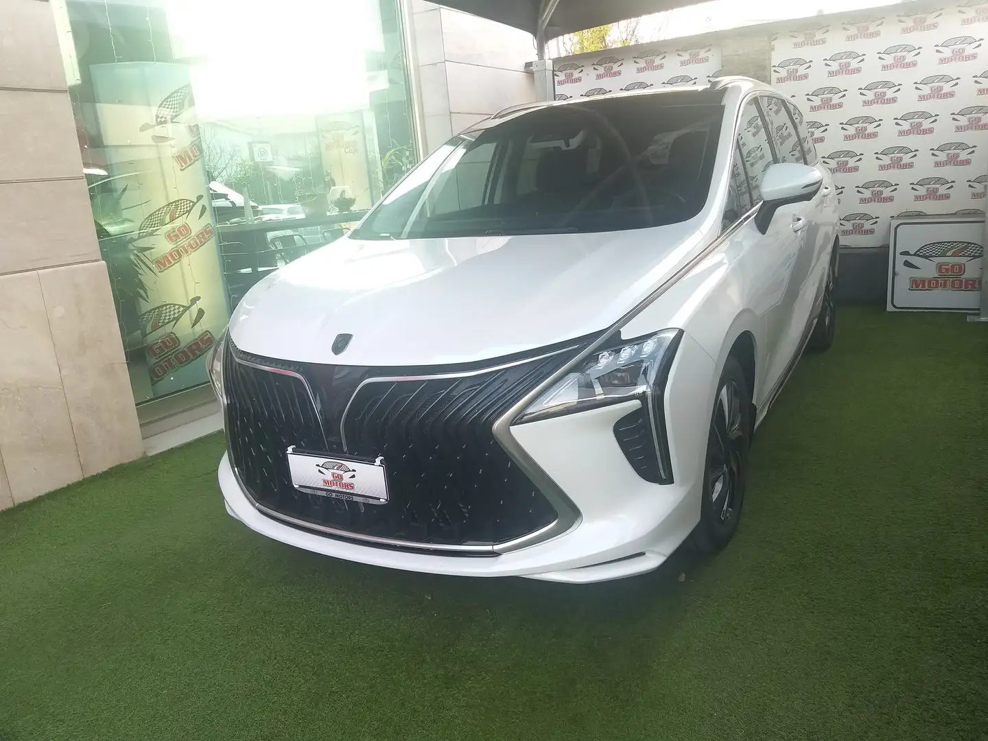 Forthing U-Tour 1.5 7P DUAL FUEL GPL PROMOZIONE FINANZIAMENTO Bianco - 1