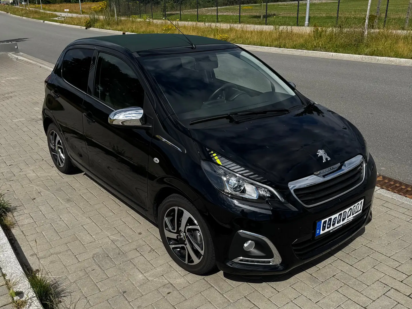 Peugeot 108 108 VTI 72 Stop Schwarz - 1