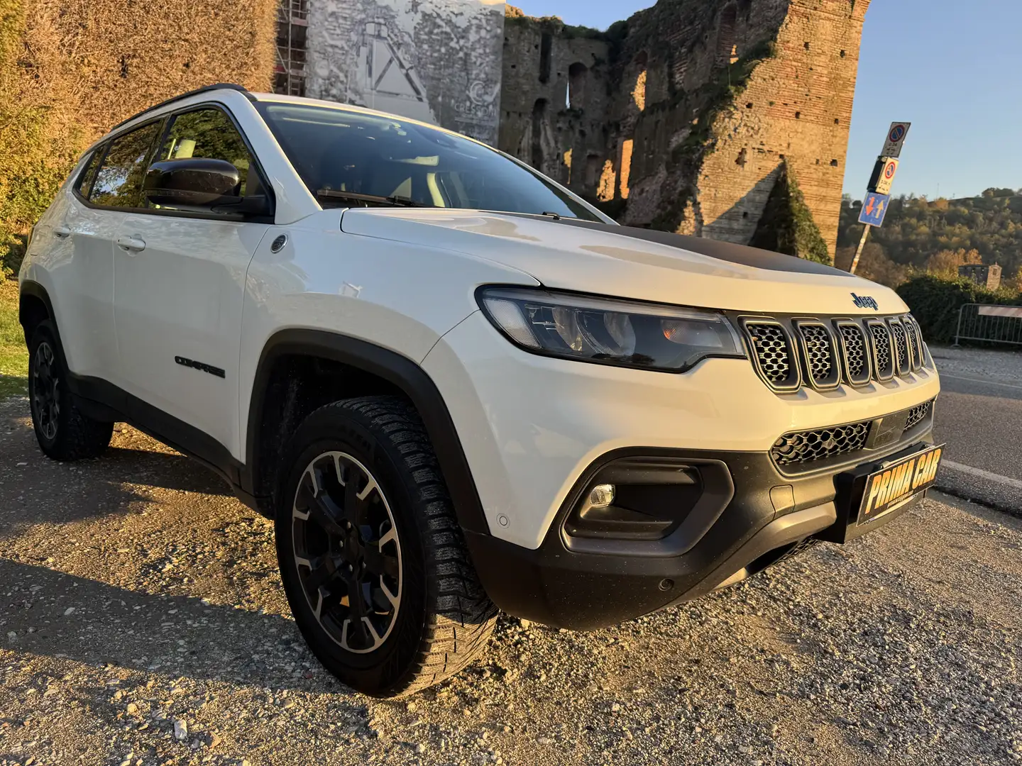 Jeep Compass 1.3 turbo t4 phev Trailhawk 4xe auto Blanc - 1