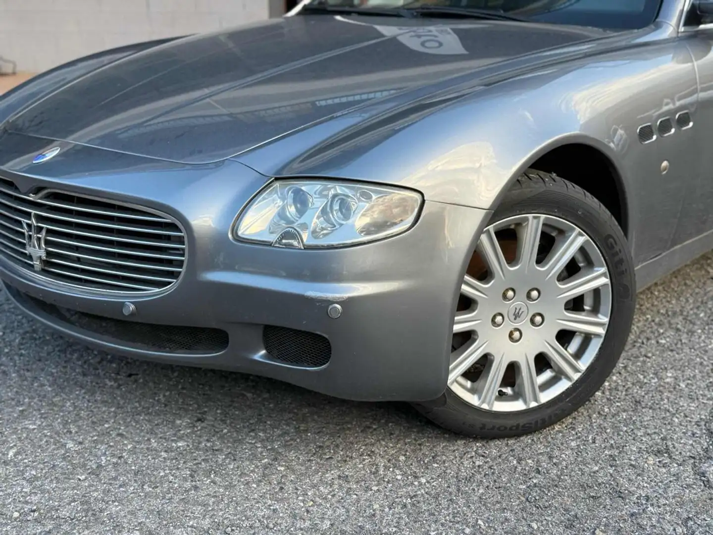 Maserati Quattroporte 4.2 V8 Gris - 2