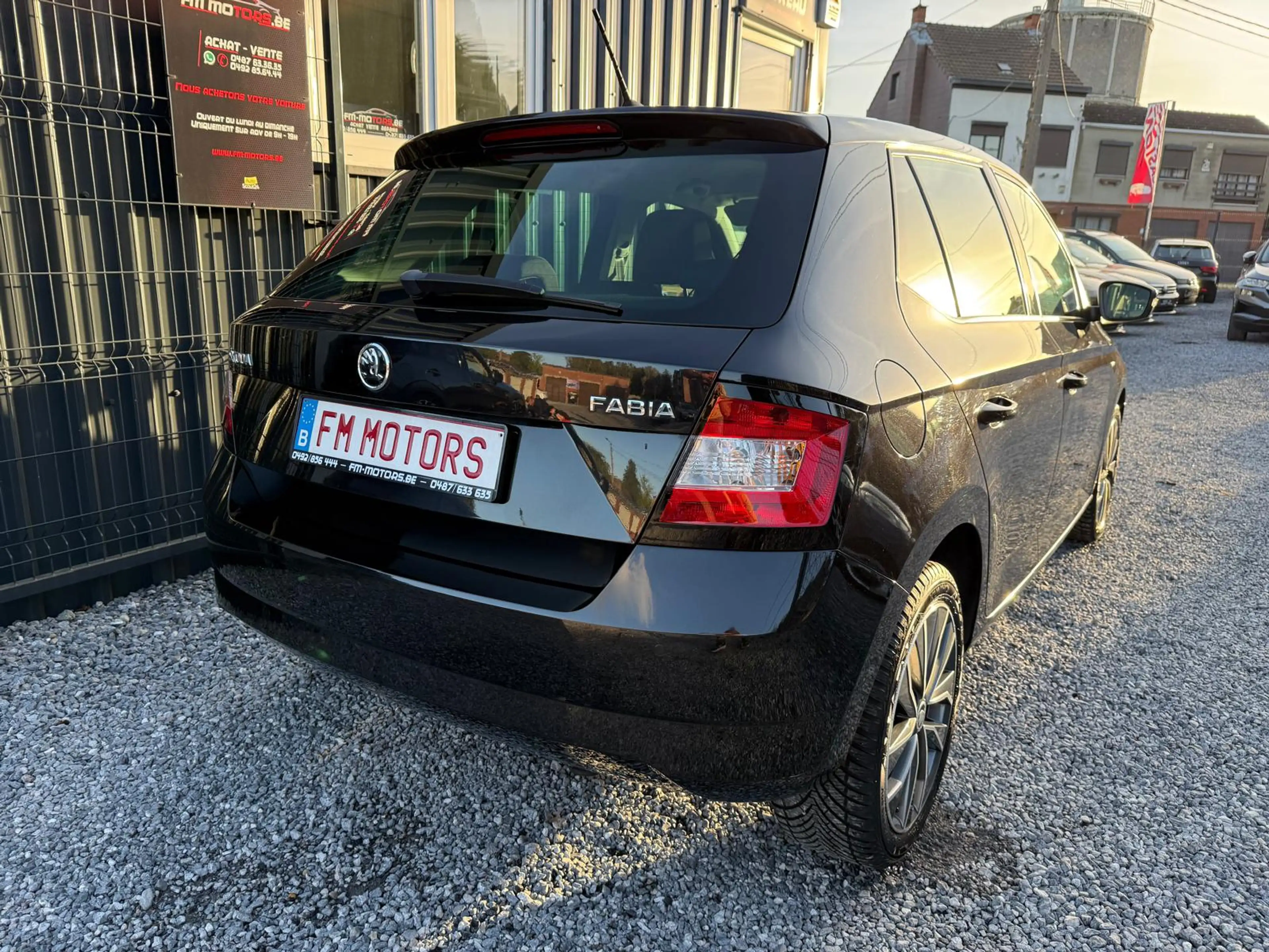 Skoda Fabia Fabia 1.0i Drive/ 1e Main / CarPlay / Siège CH / Entretien + CT + Garantie 1 an — photo 3