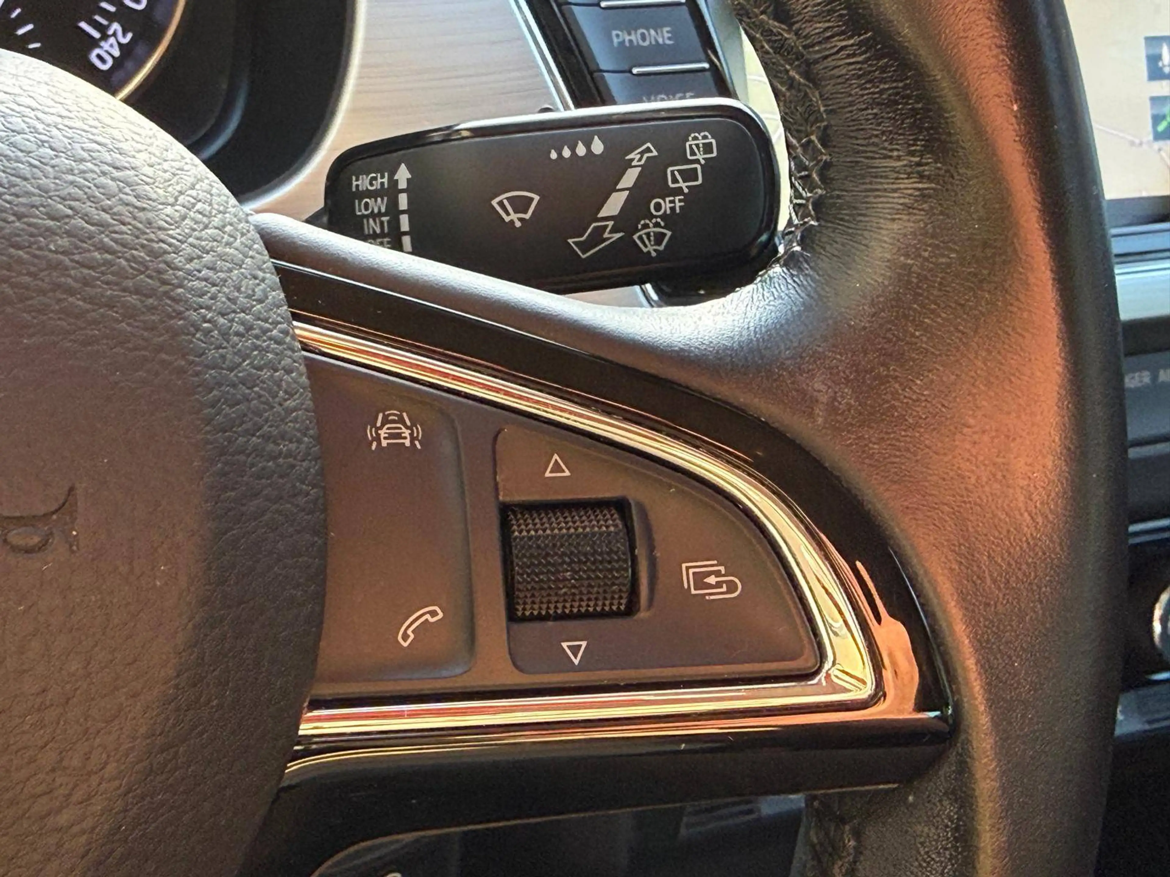 Skoda Fabia Fabia 1.0i Drive/ 1e Main / CarPlay / Siège CH / Entretien + CT + Garantie 1 an — photo 14