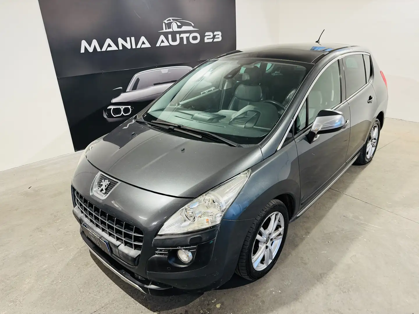Peugeot 3008 3008 I 2.0 hdi 16v Allure tetto panorama163cv auto Grau - 2