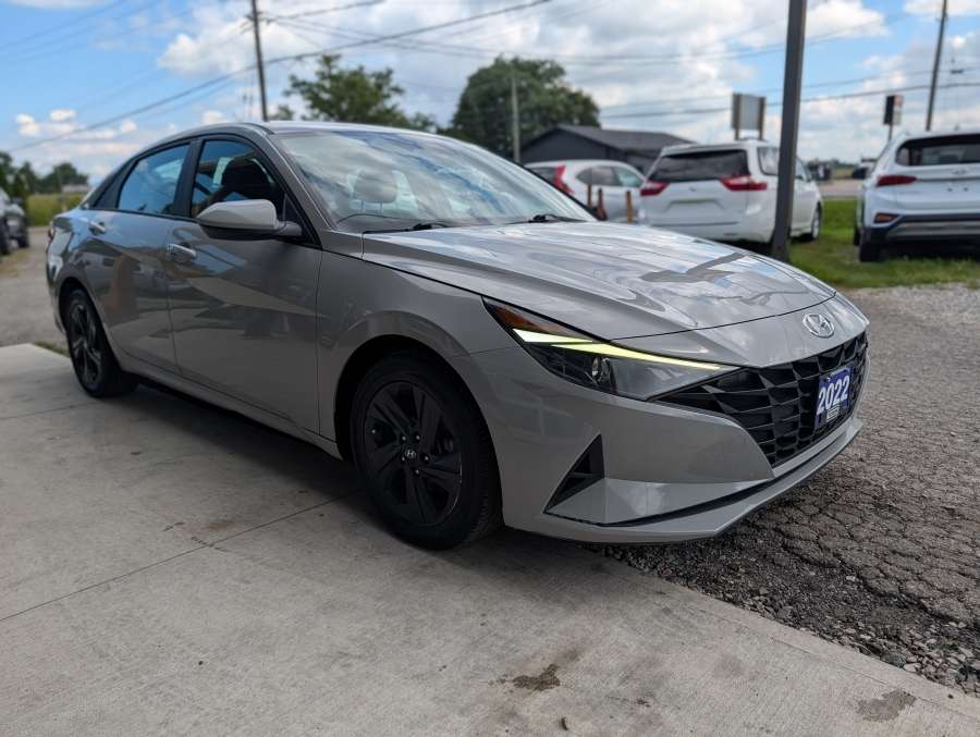 2022 Hyundai Elantra Preferred — снимка 1