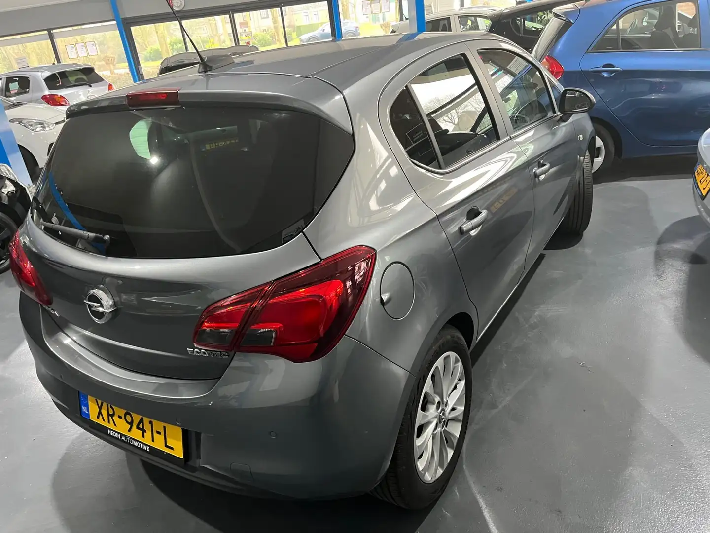Opel Corsa 1.0 Turbo Online Edition Grijs - 2