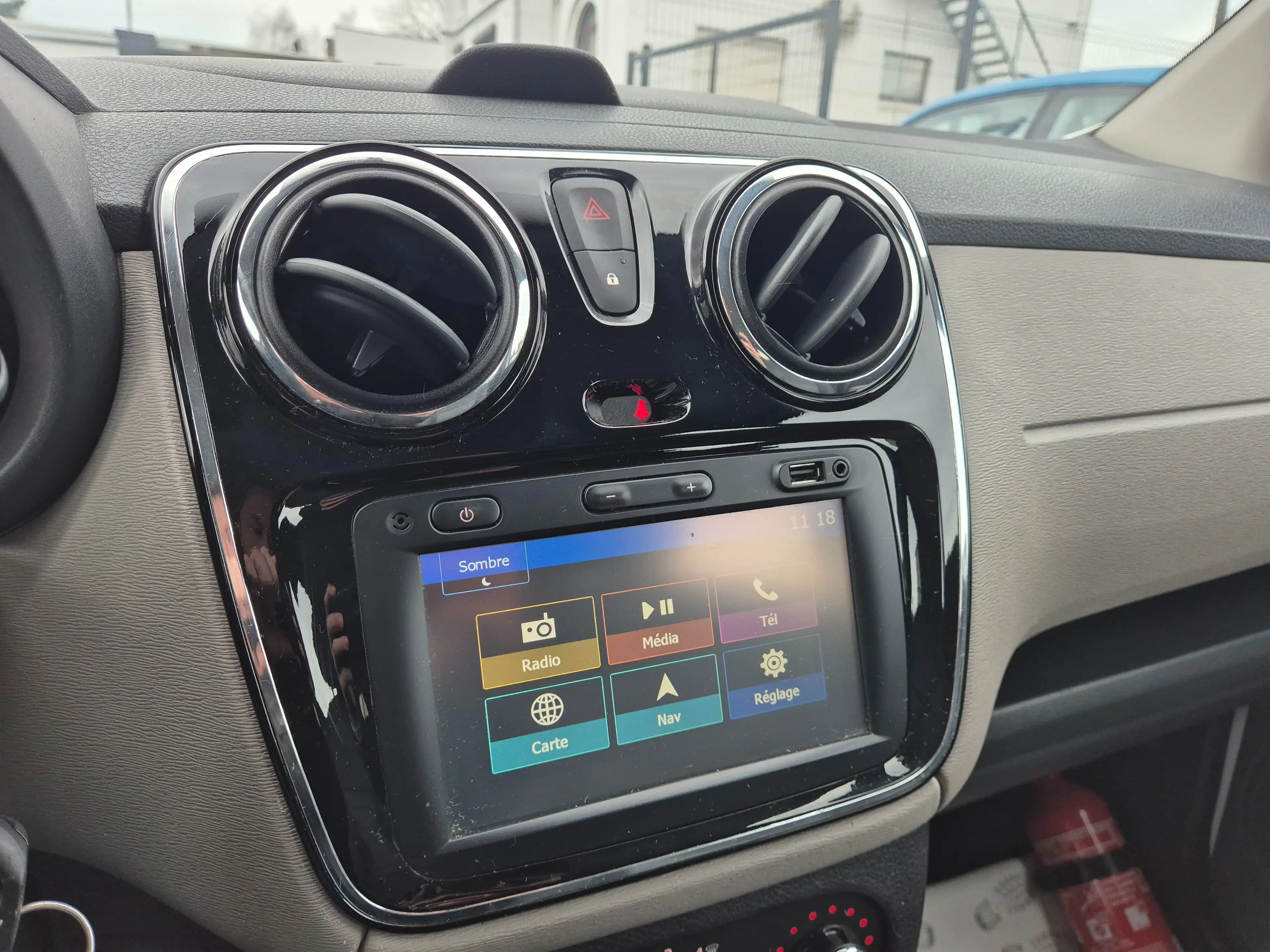 Dacia Lodgy 1.2 TCe Prestige - EU6 - GARANTIE 1AN - — photo 3