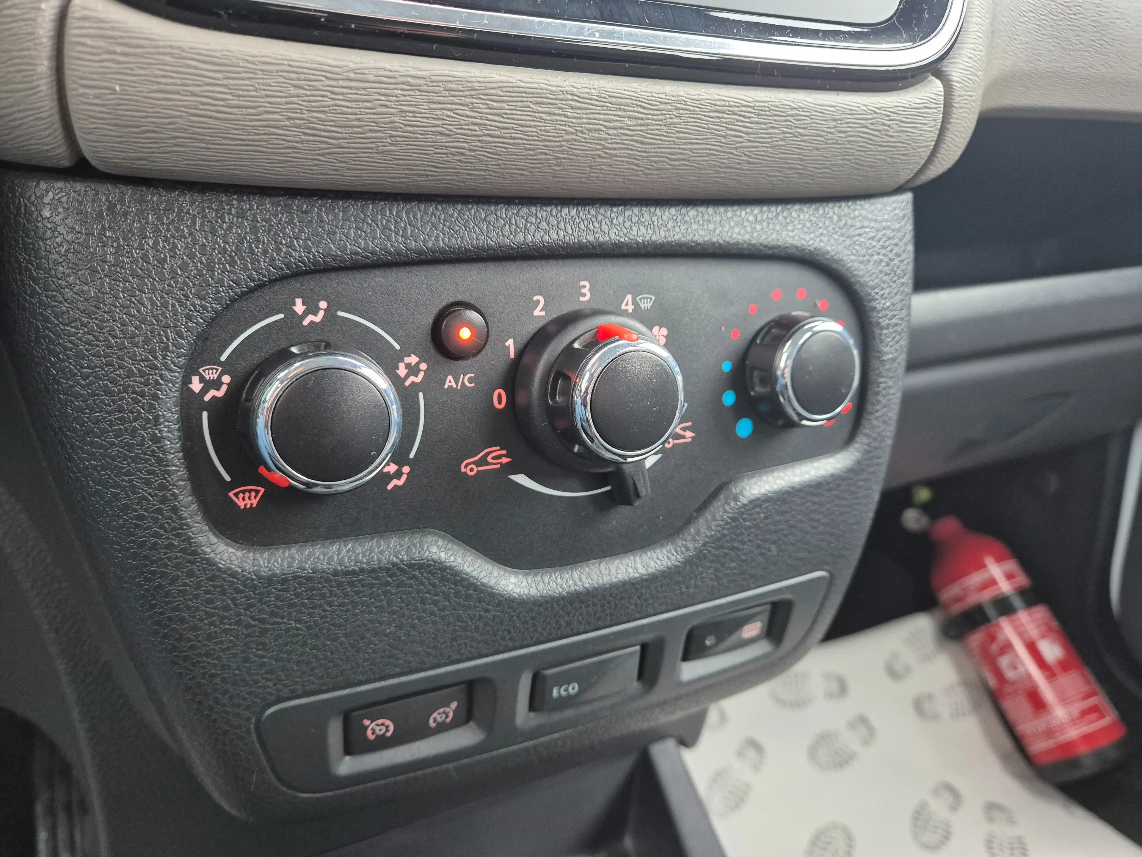 Dacia Lodgy 1.2 TCe Prestige - EU6 - GARANTIE 1AN - — photo 7