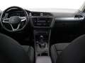Volkswagen Tiguan 1.5 TSI Life Business | Navigatie | LED | Digitaal Rood - thumbnail 8