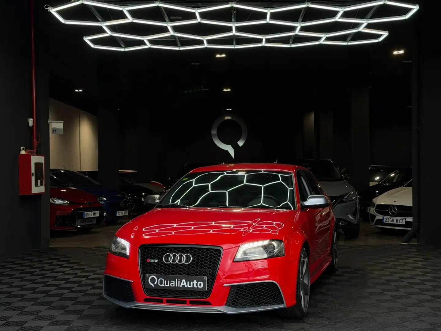Audi RS3 Sportback 2.5 TFSI quattro S-Tronic Rojo - 1