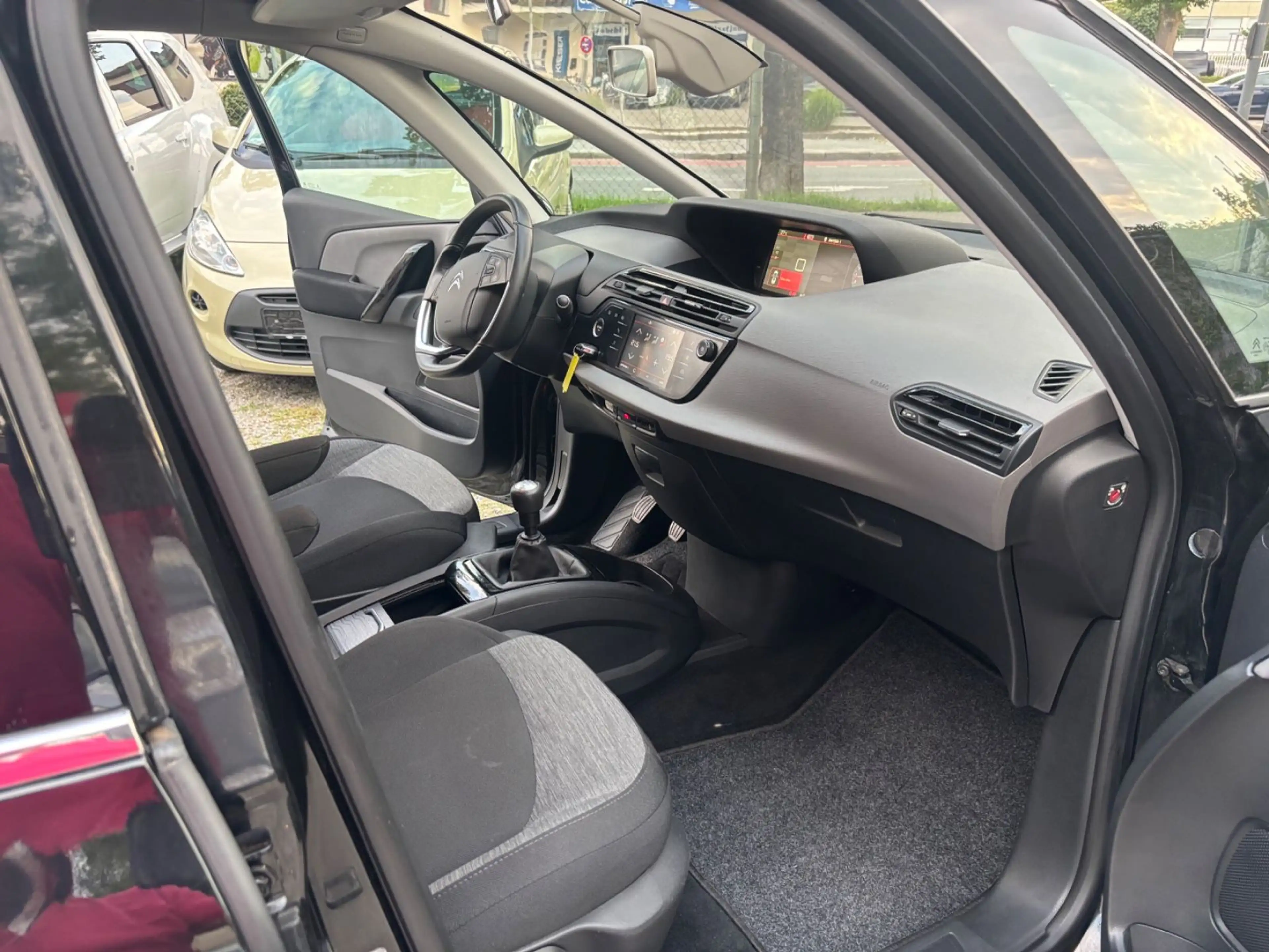 Citroen C4 Picasso /Spacetourer Selection — photo 14
