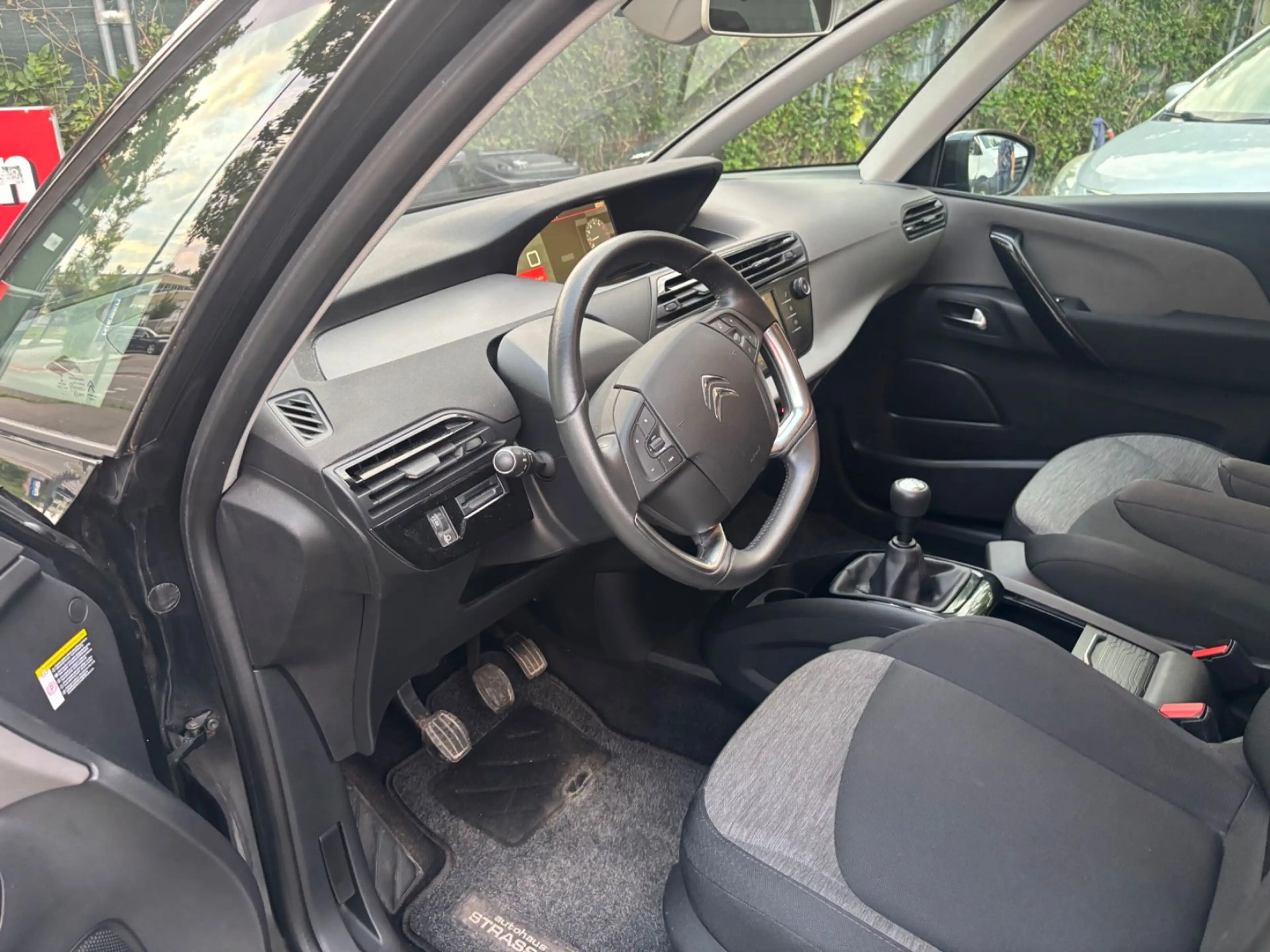 Citroen C4 Picasso /Spacetourer Selection — photo 8