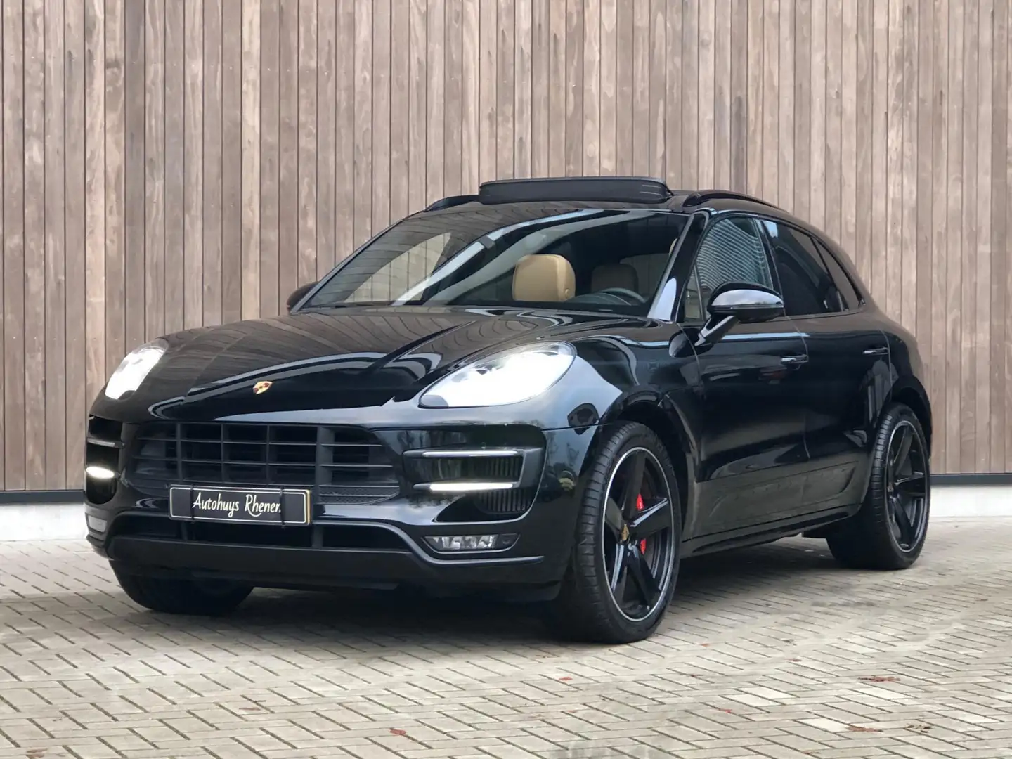 Porsche Macan 3.6 Turbo Performance|PANO|21 INCH|440 PK| Noir - 2
