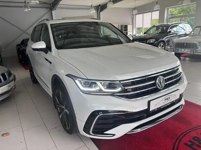 Volkswagen Tiguan Allspace view 10