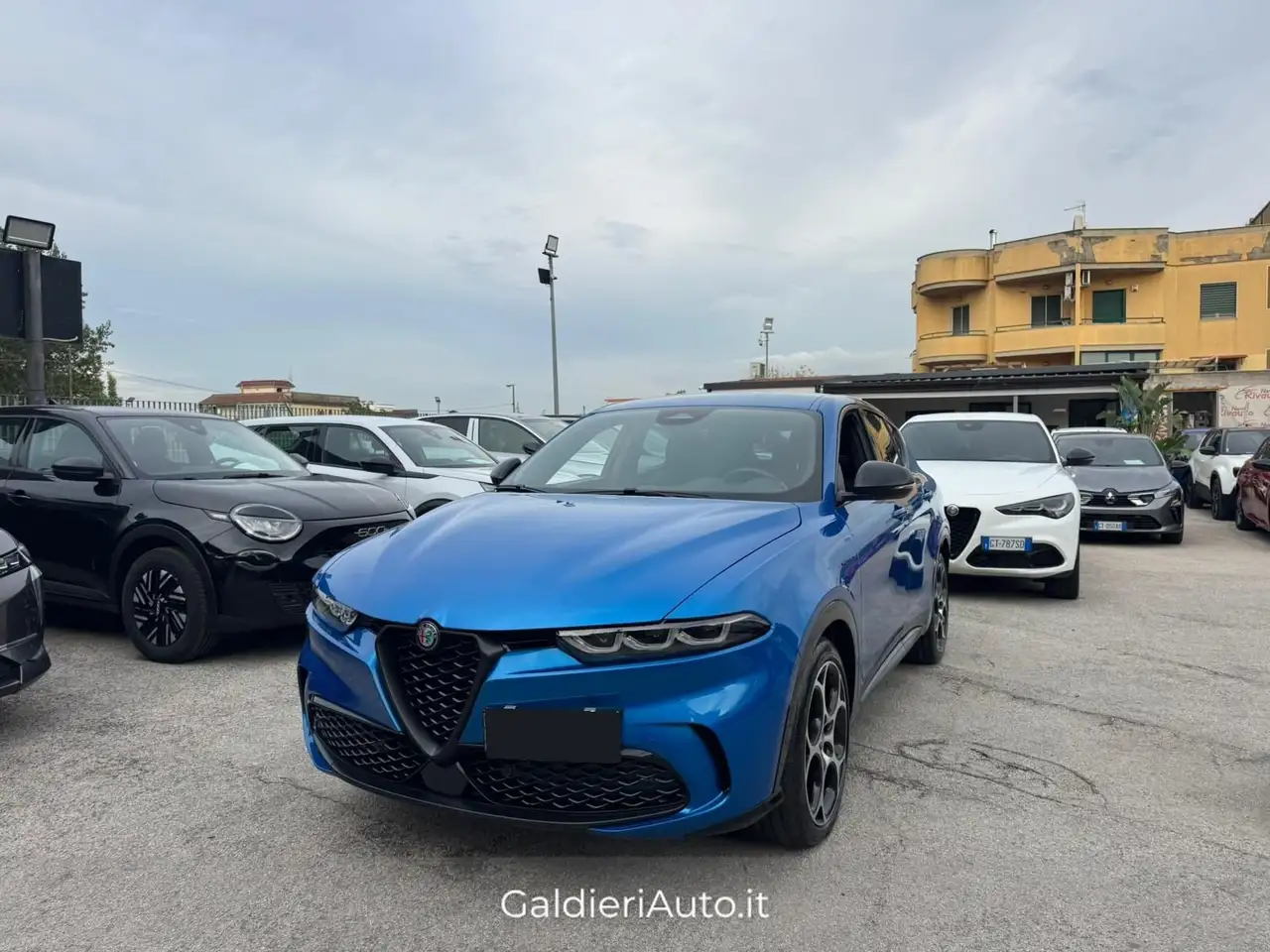 Alfa Romeo Tonale 1.6 Veloce 130cv tct6 — photo 1 of 27