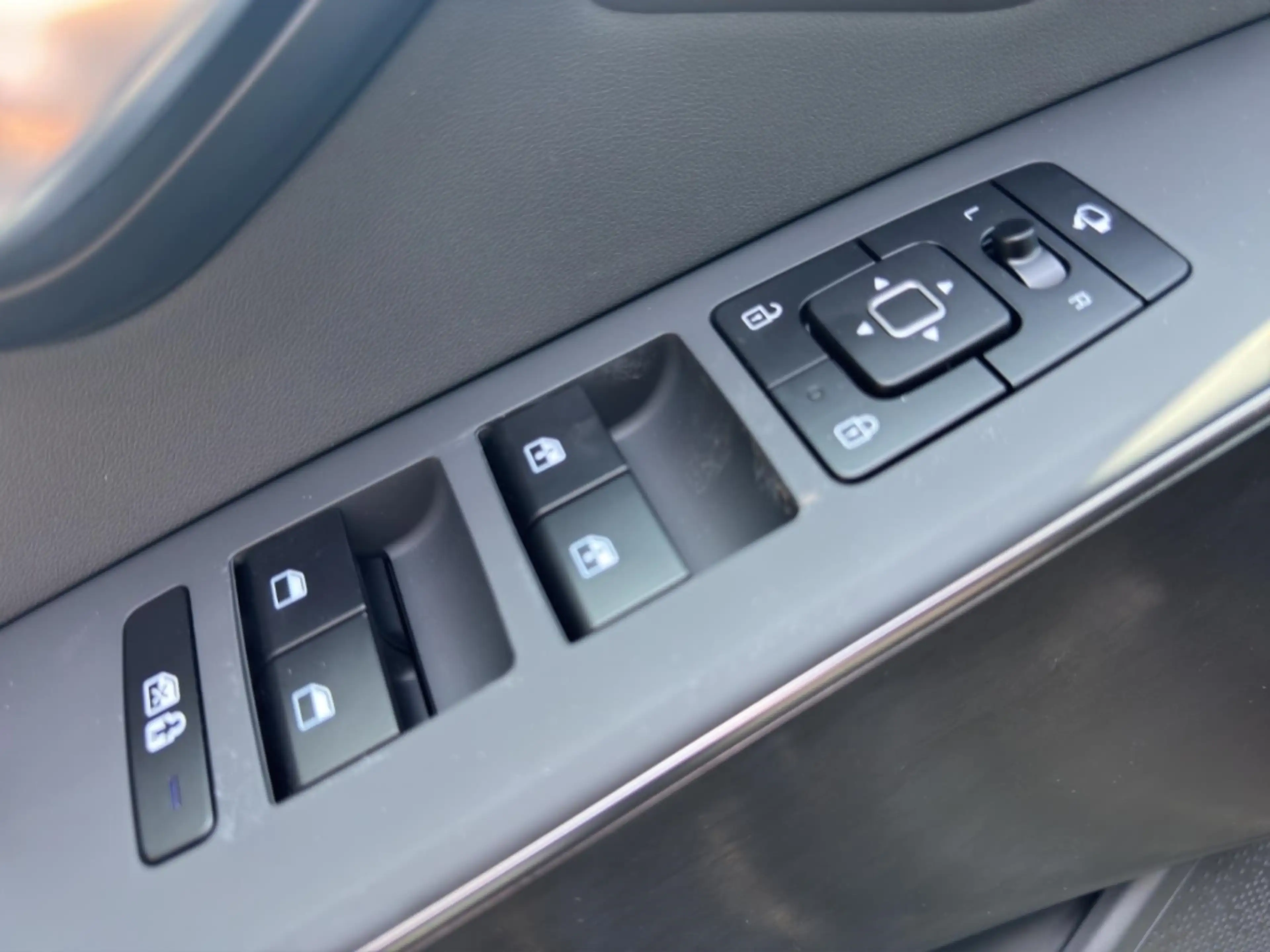 Kia Niro Hybrid Spirit Memory Sitzkühlung Kamera LED — photo 13