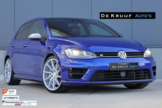 Volkswagen Golf R 4Motion