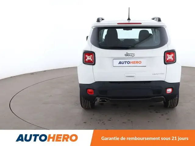 Jeep Renegade view 5