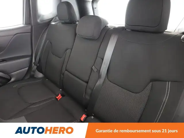 Jeep Renegade view 14