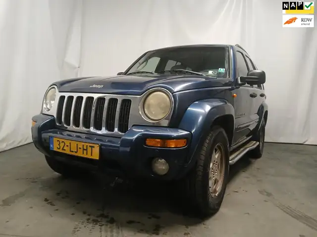 Jeep Cherokee 3.7i V6 Limited - Frontschade - Schade