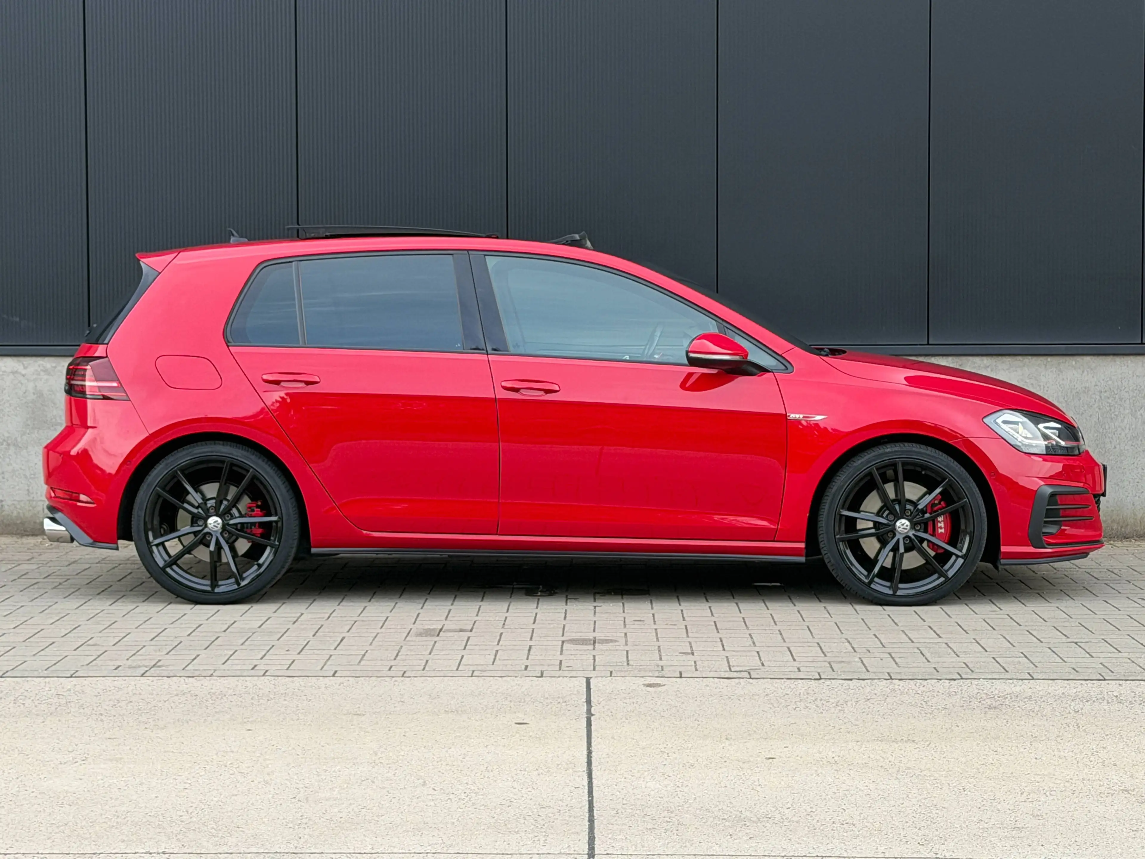 Volkswagen Golf GTI Golf 2.0 TSI Performance DSG — photo 8