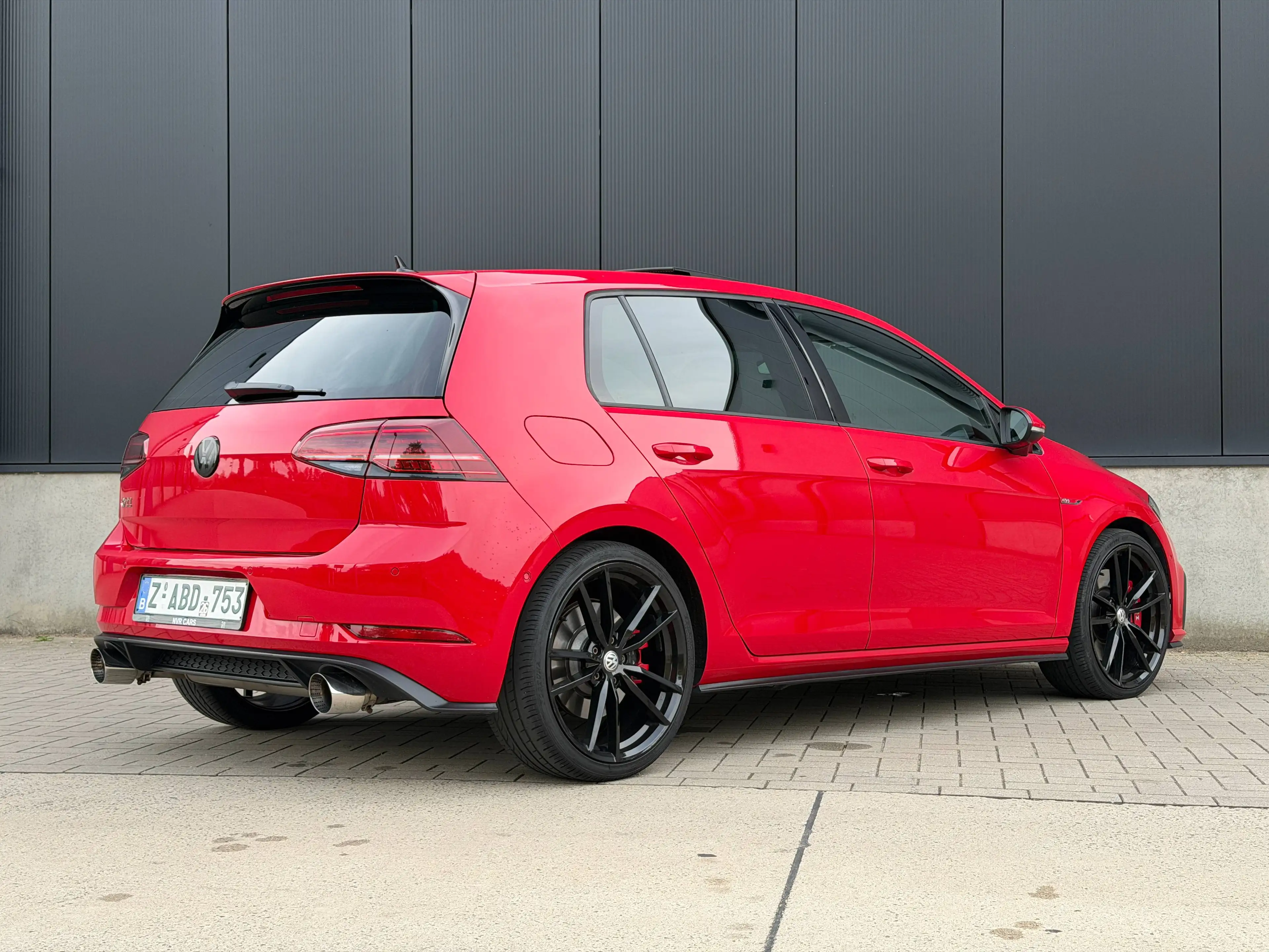 Volkswagen Golf GTI Golf 2.0 TSI Performance DSG — photo 6
