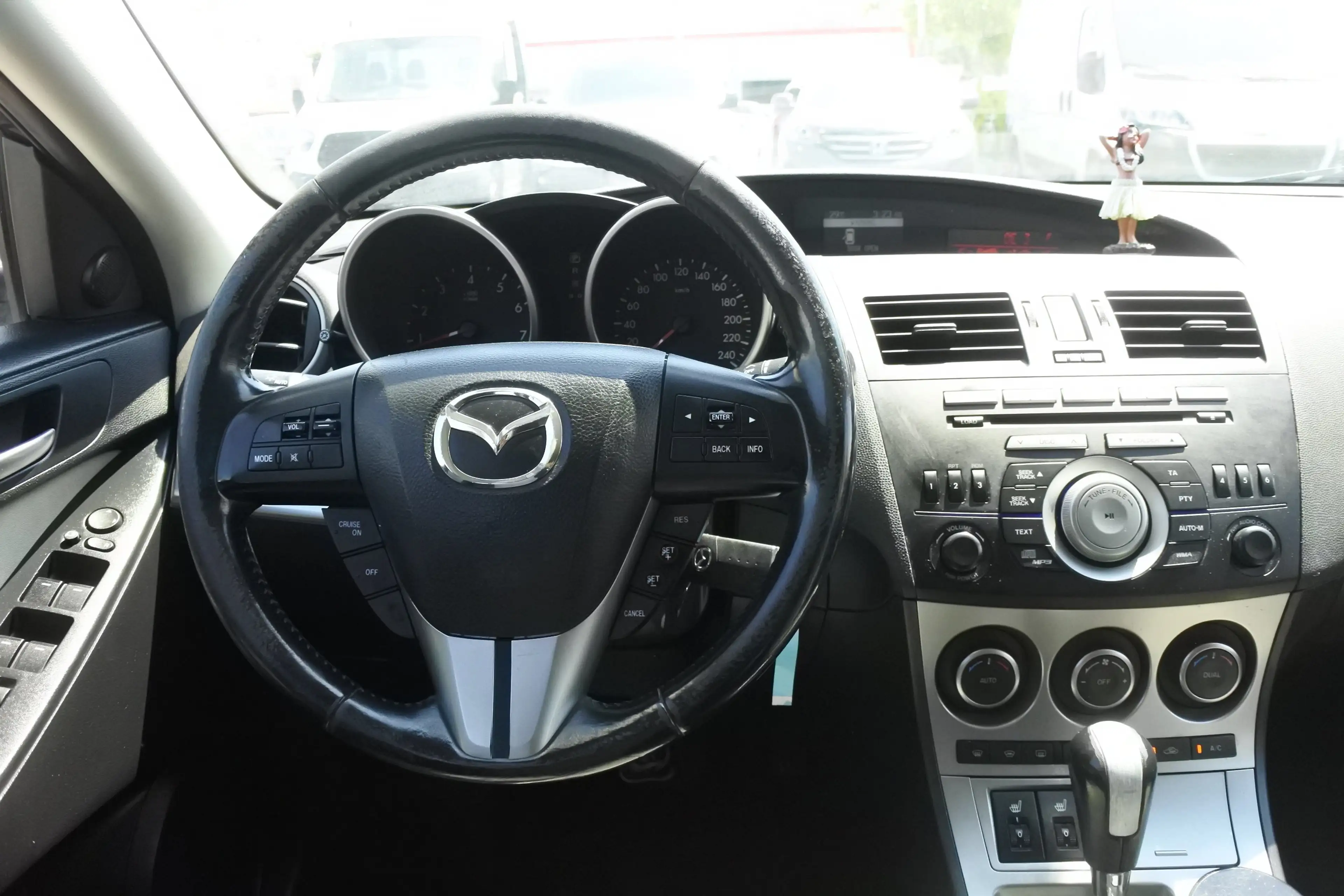 Mazda 3 2.0 Automatik/ PICKERL NEU/ — photo 9