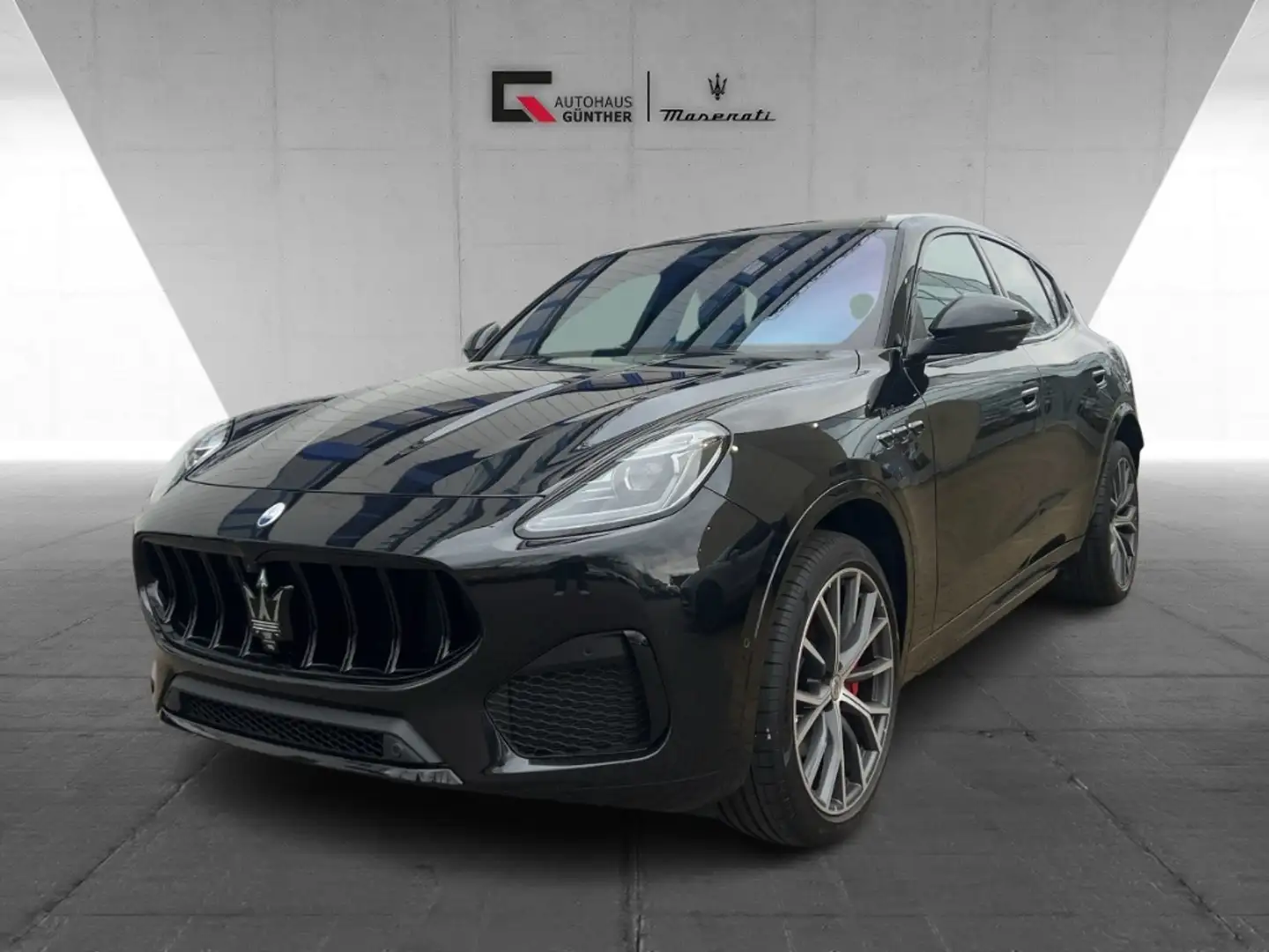 Maserati Grecale Modena / AWD / MY24 / Fahr.Paket PLUS / Klima Pak. Schwarz - 1