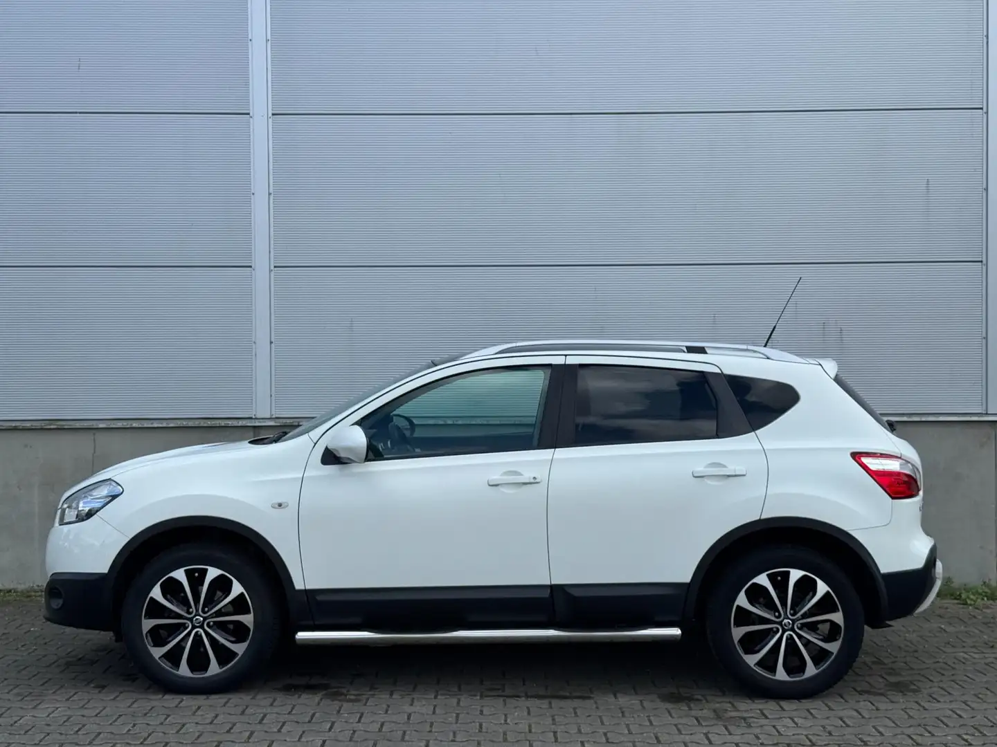 Nissan Qashqai 2.0 Connect Ed CLIMA|NAVI|CRUISE|PANO|CAMERA| Bianco - 2