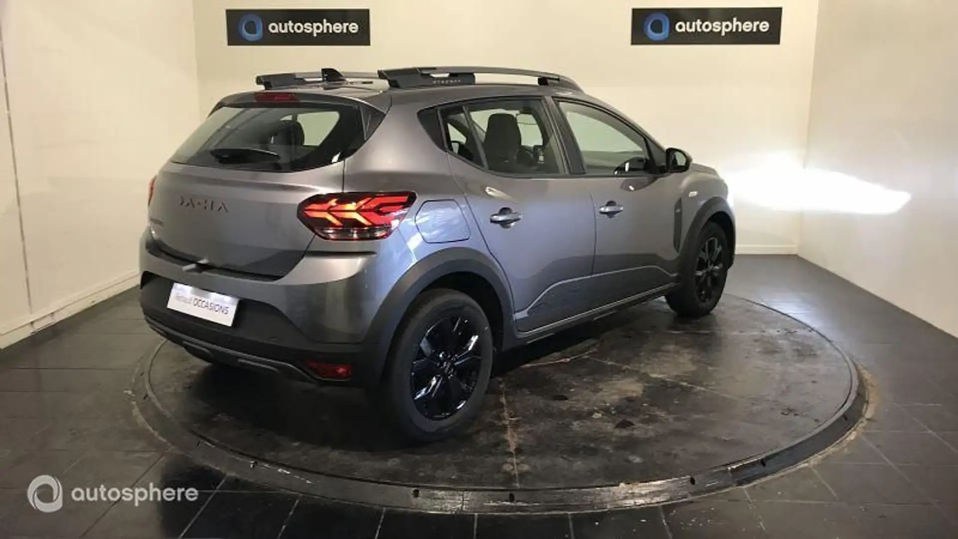 Dacia Sandero 1.0 ECO-G 100ch Stepway Extreme + -24 - 2
