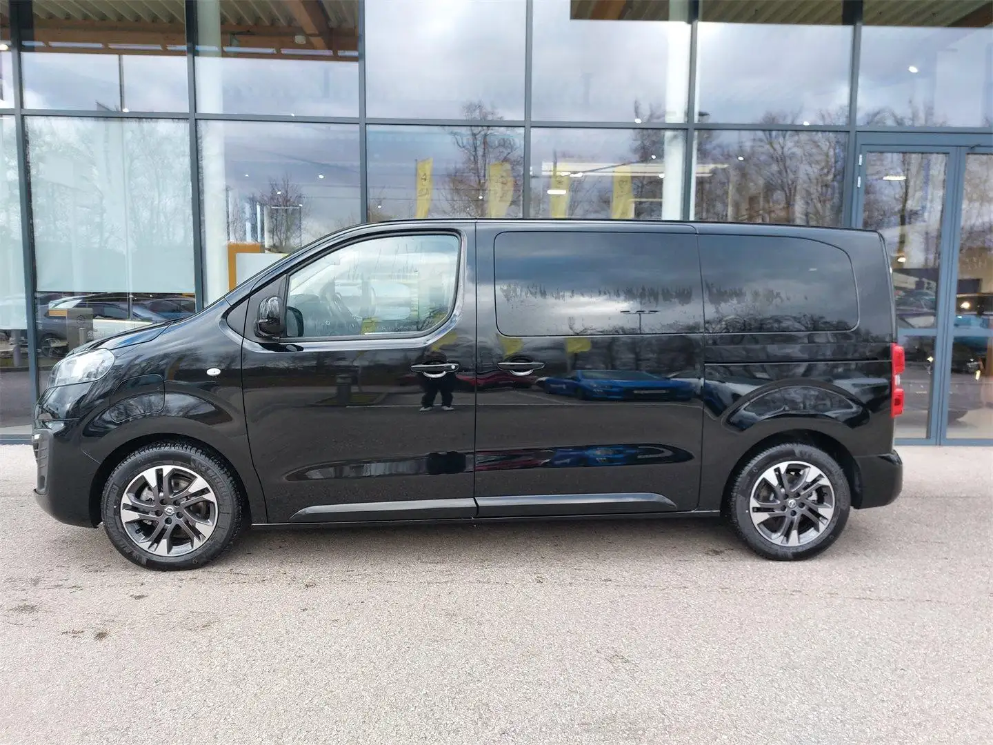 Opel Zafira -e Life Business Elegance M 75 KWh Schwarz - 2