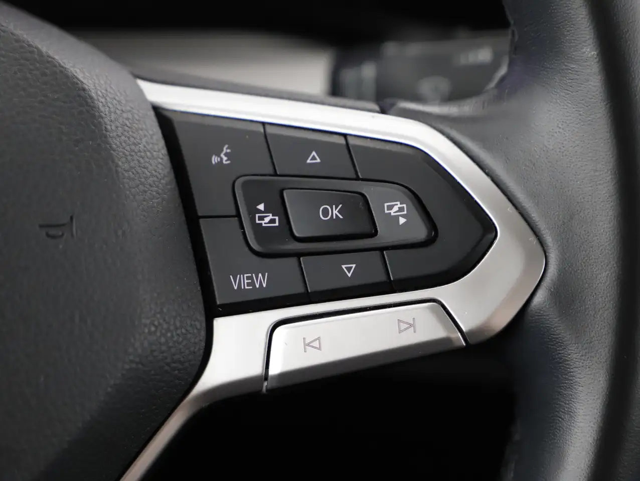 Volkswagen Golf VIII 2.0 TDI Life ASSIST+CARPLAY+LED+NAVI 11