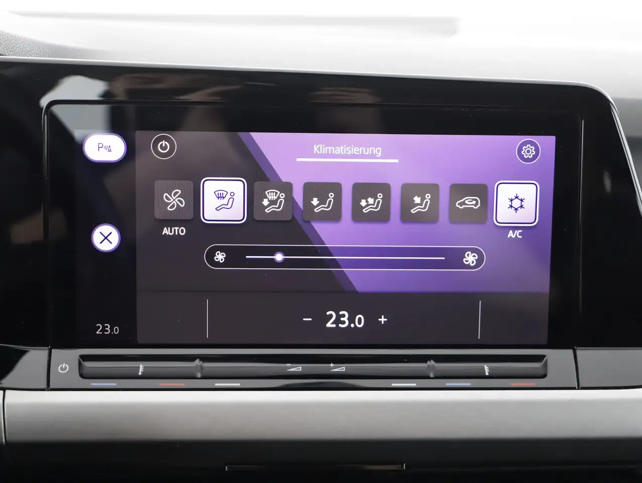 Volkswagen Golf VIII 2.0 TDI Life ASSIST+CARPLAY+LED+NAVI 16