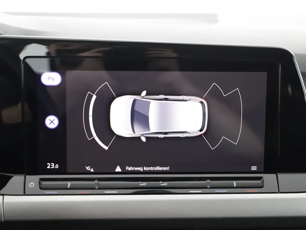 Volkswagen Golf VIII 2.0 TDI Life ASSIST+CARPLAY+LED+NAVI 15