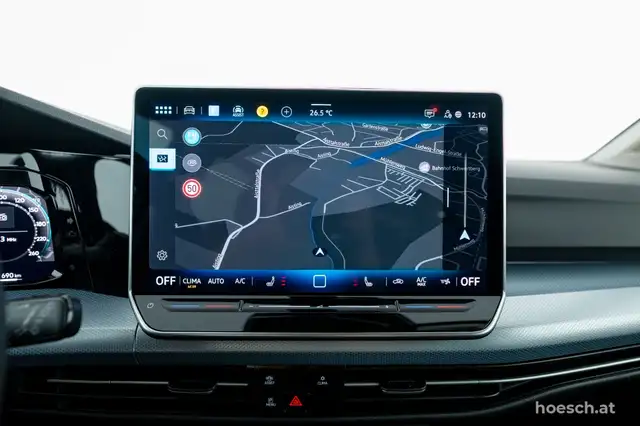 Volkswagen Golf view 12