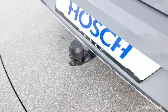 Volkswagen Golf view 9