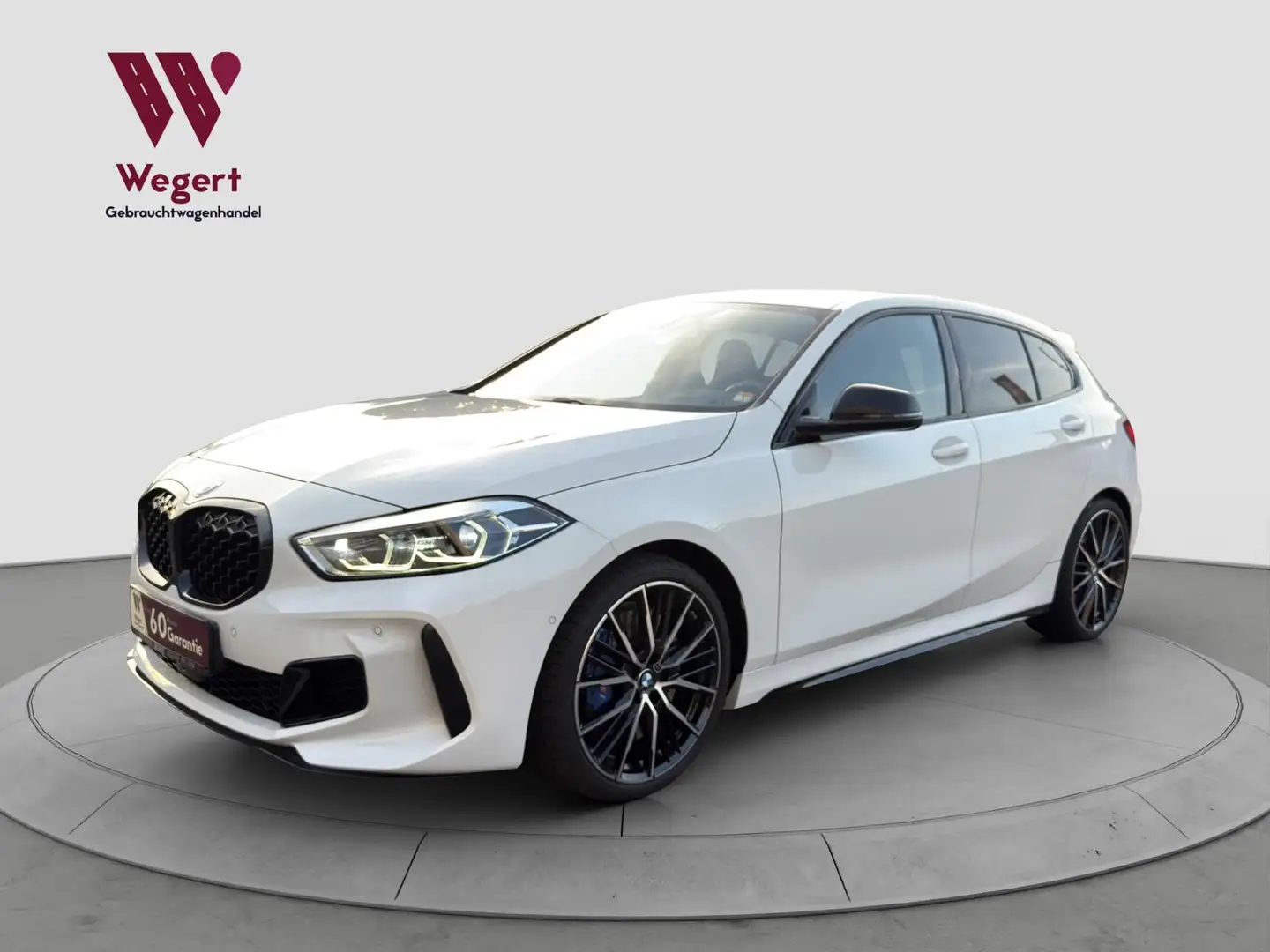 BMW 135 i xDrive*PANO*ACC*H&K*HUD*KESSY*RCAM*LED Wit - 1