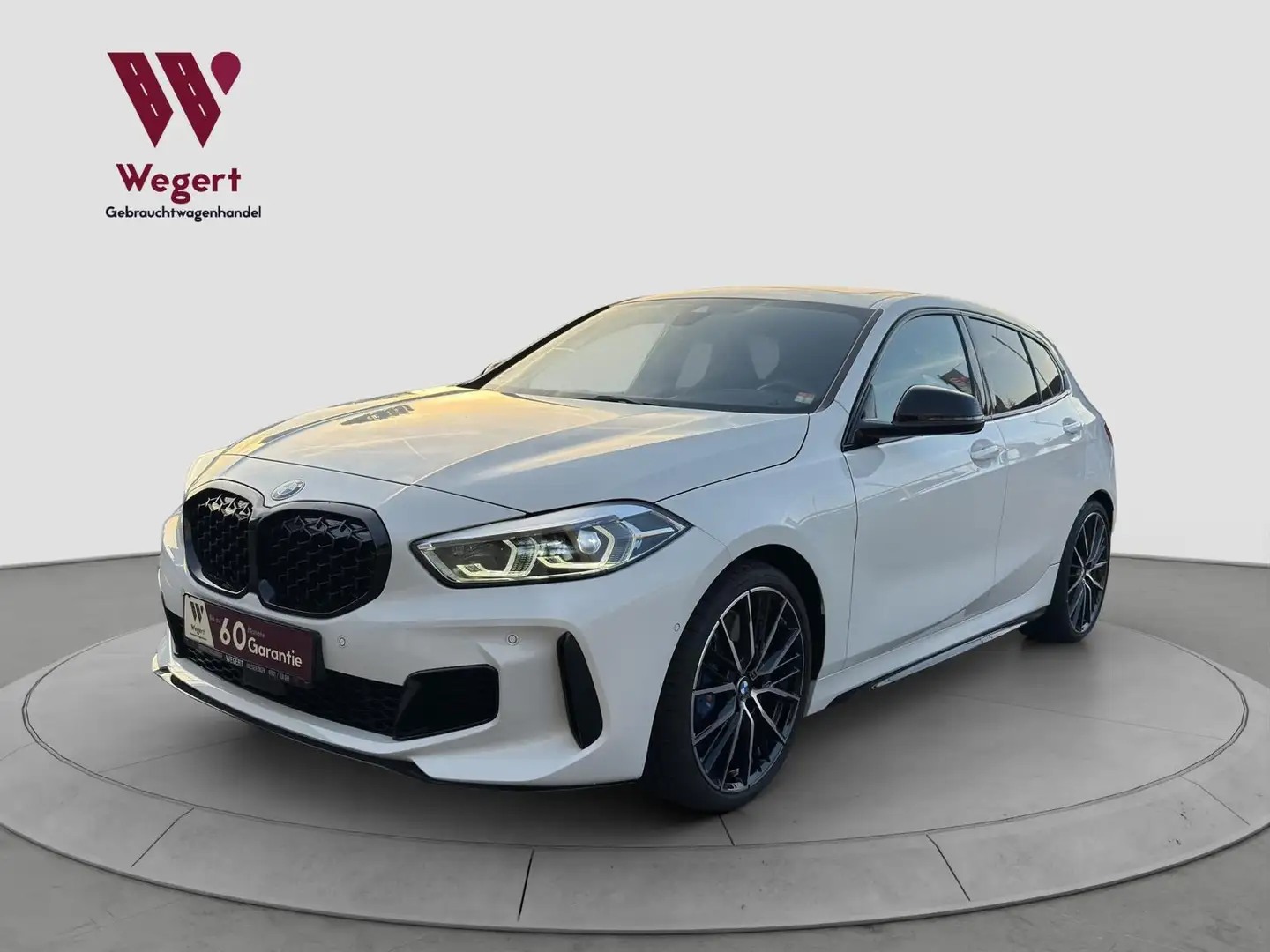BMW 135 i xDrive*PANO*ACC*H&K*HUD*KESSY*RCAM*LED Bianco - 2