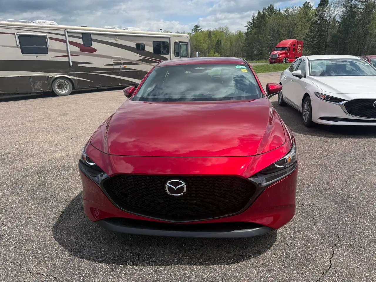 Mazda 3 снимка Mazda 3