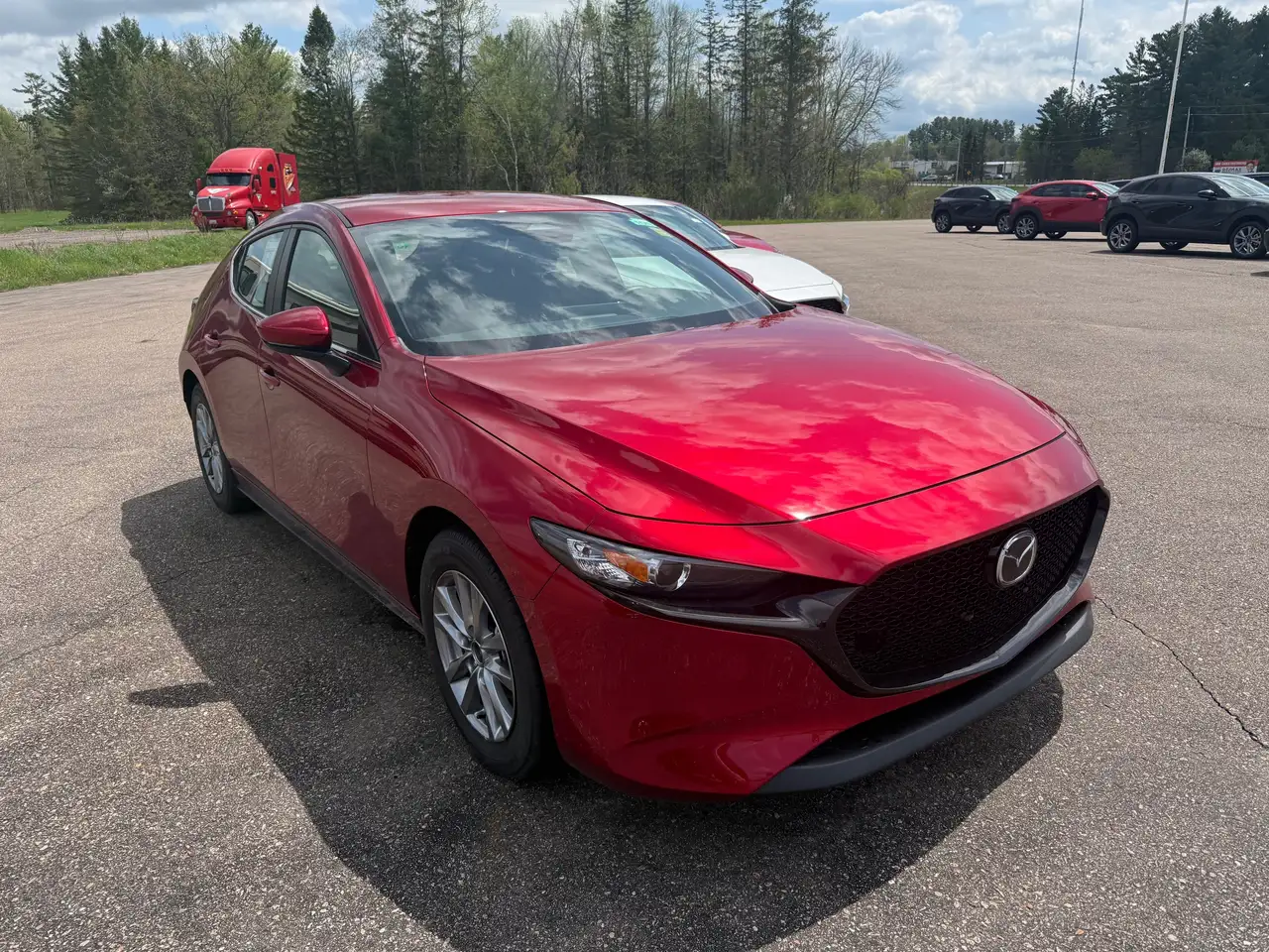 Mazda 3 снимка Mazda 3