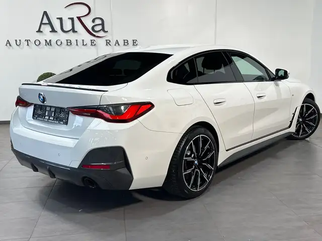 BMW 4 Series view 4