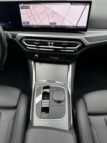 BMW 4 Series view 14