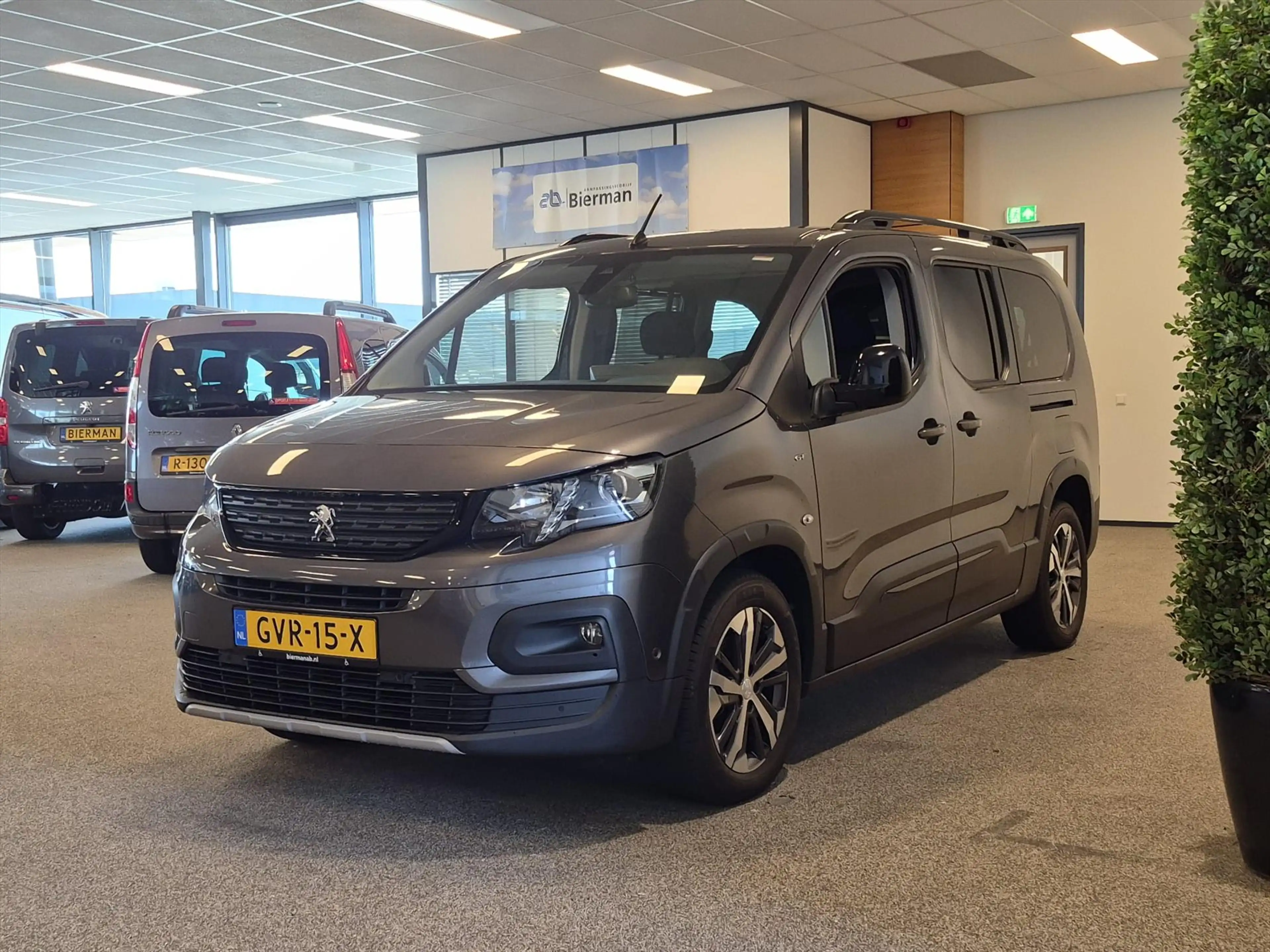 Peugeot Rifter L2 Automaat incl. kofferbaklift 58KG + Webasto kac — photo 10