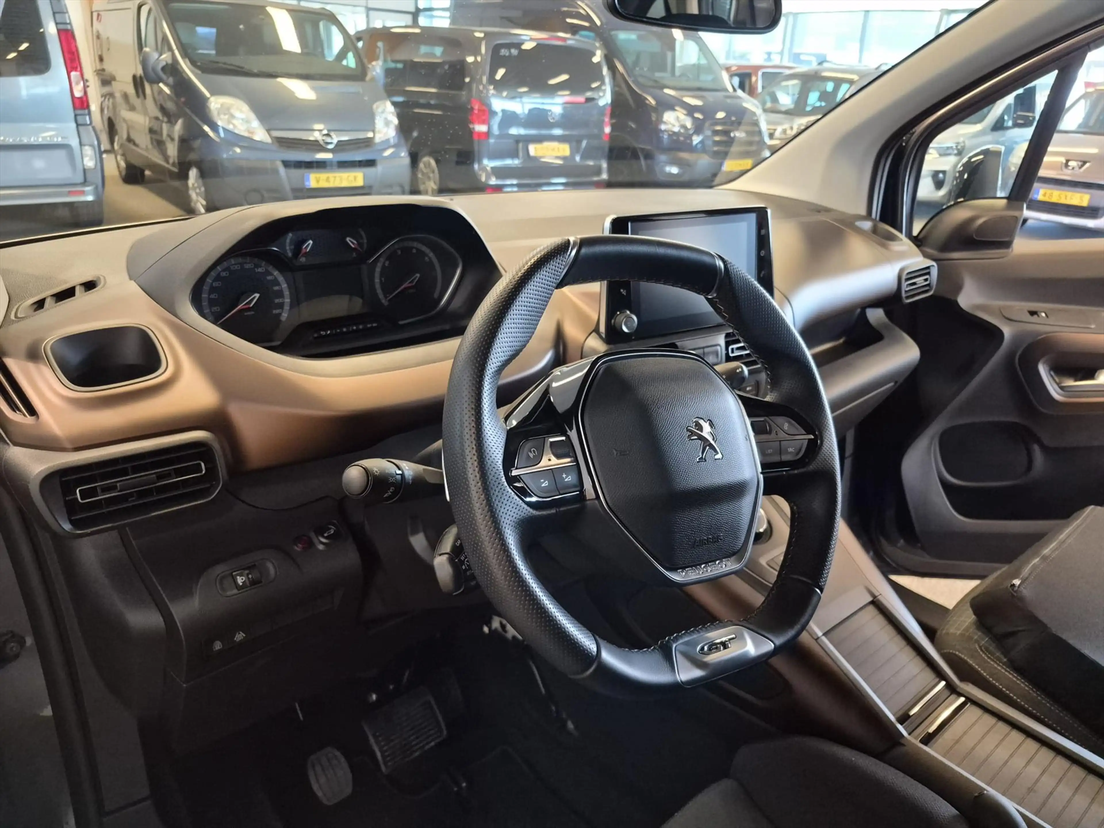 Peugeot Rifter L2 Automaat incl. kofferbaklift 58KG + Webasto kac — photo 12