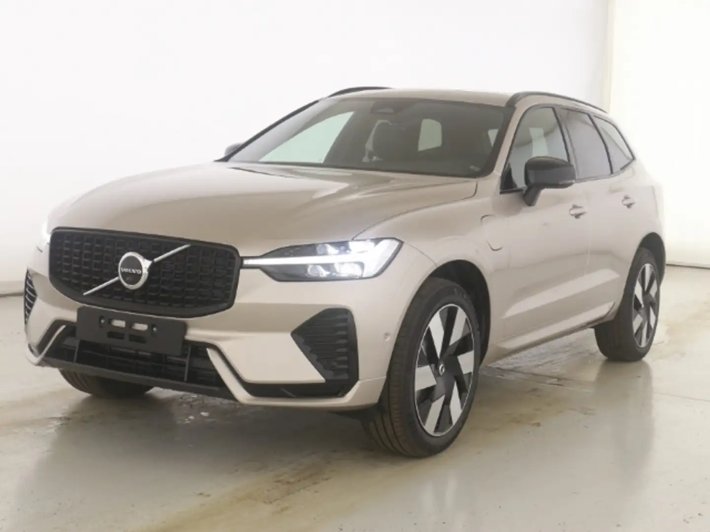 Volvo XC60 Plus Dark Recharge Plug-In Hybrid AWD T8 Twin Engi Gold - 1